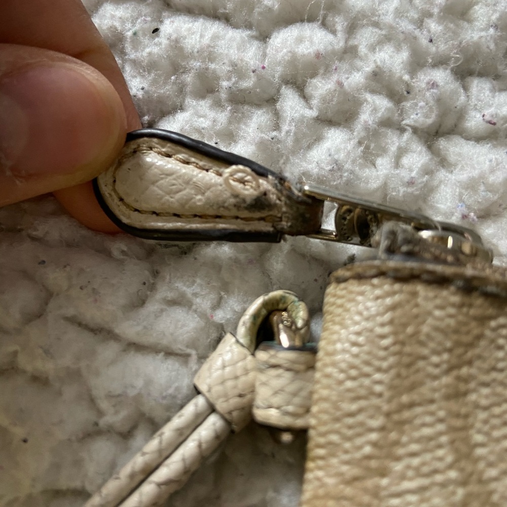 Coach Wristlet - Picture 2 of 6